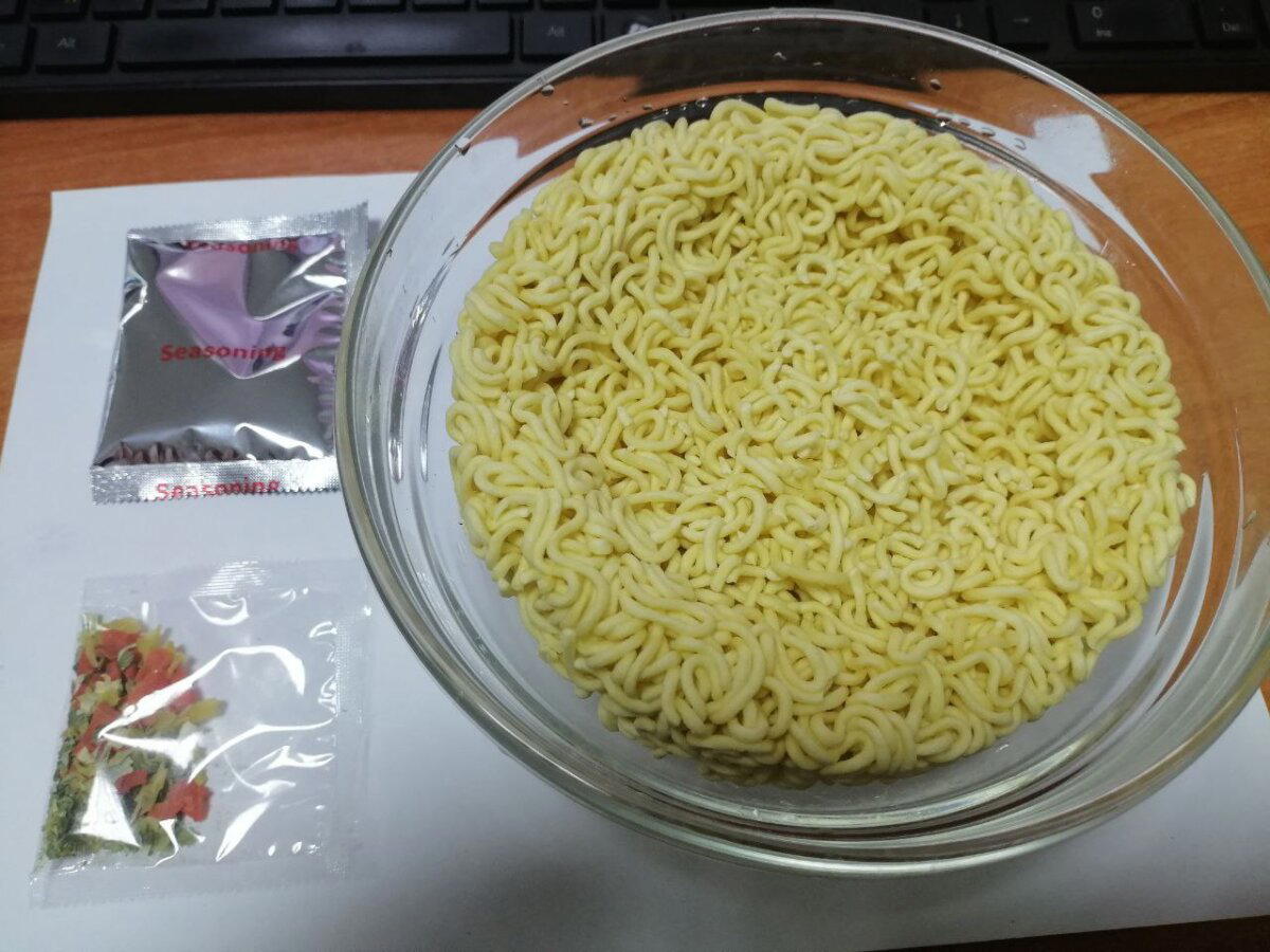 Обзор китайской лапши ТАНСУН производителя ДжинМайЛанг со вкусом говядины