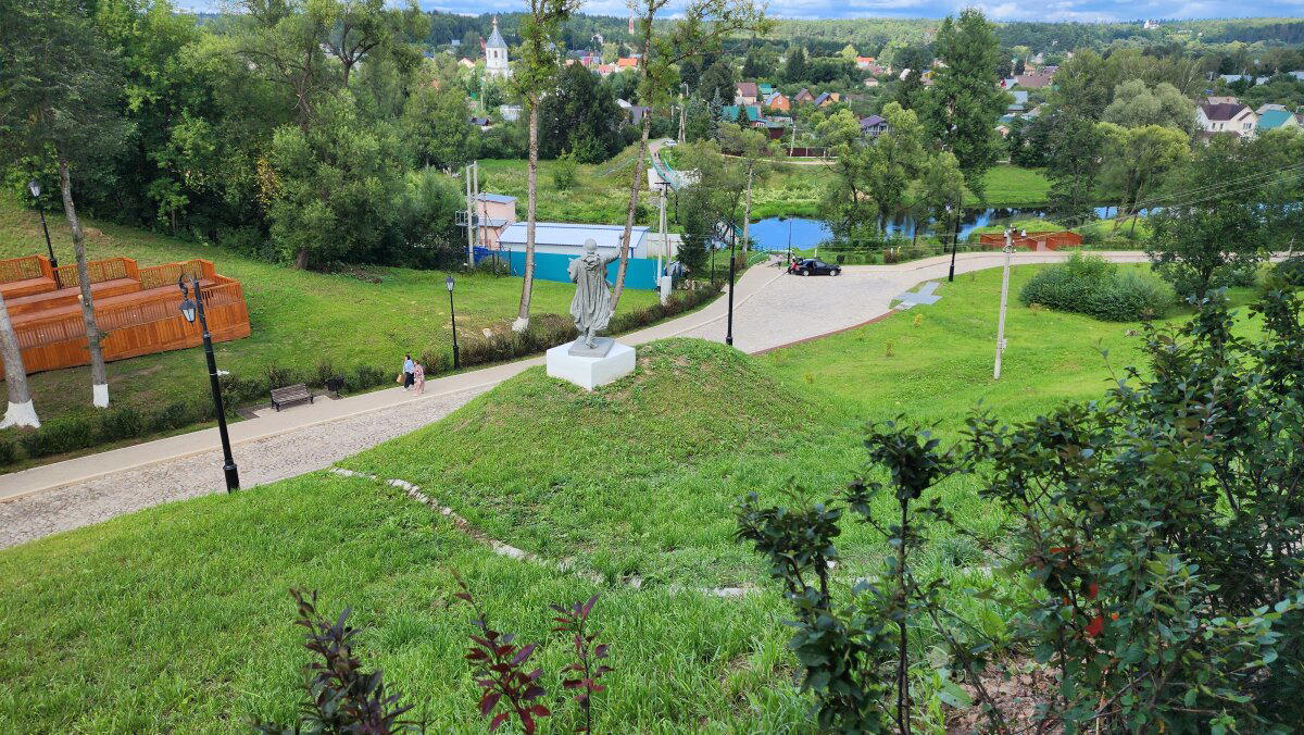 Три шага от дома - боровский коротыш
