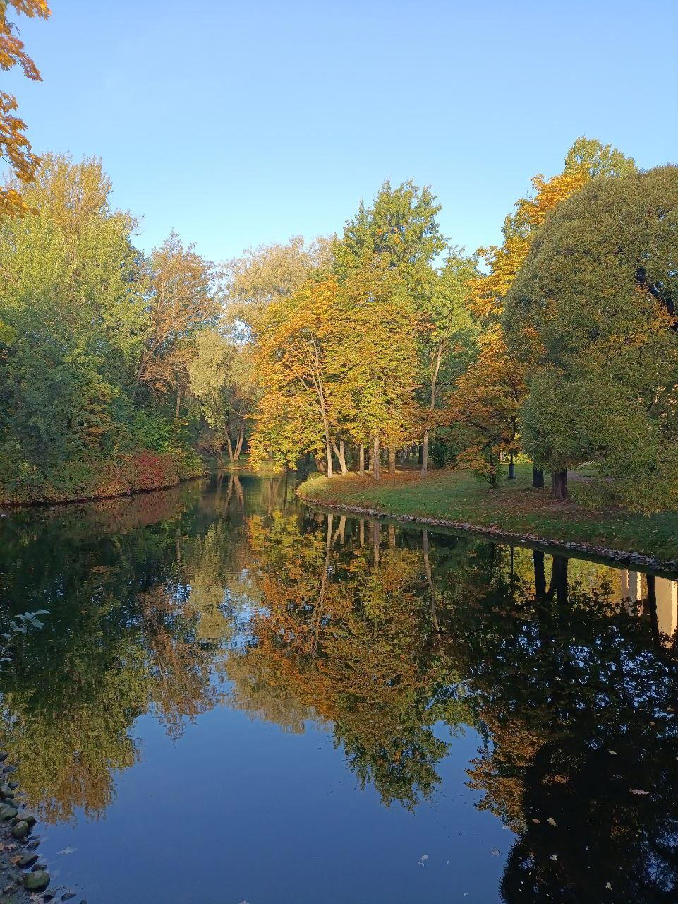 Отражения и холод. Фото.