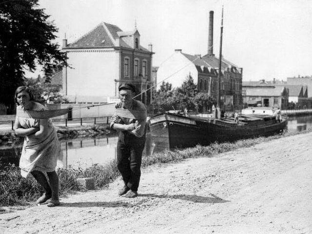 Транспортировка лодки. Нидерланды, 1931 год