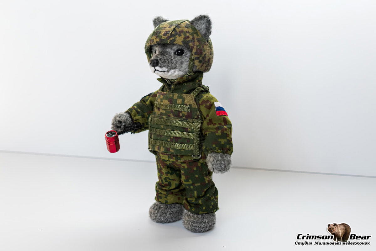Волк военный