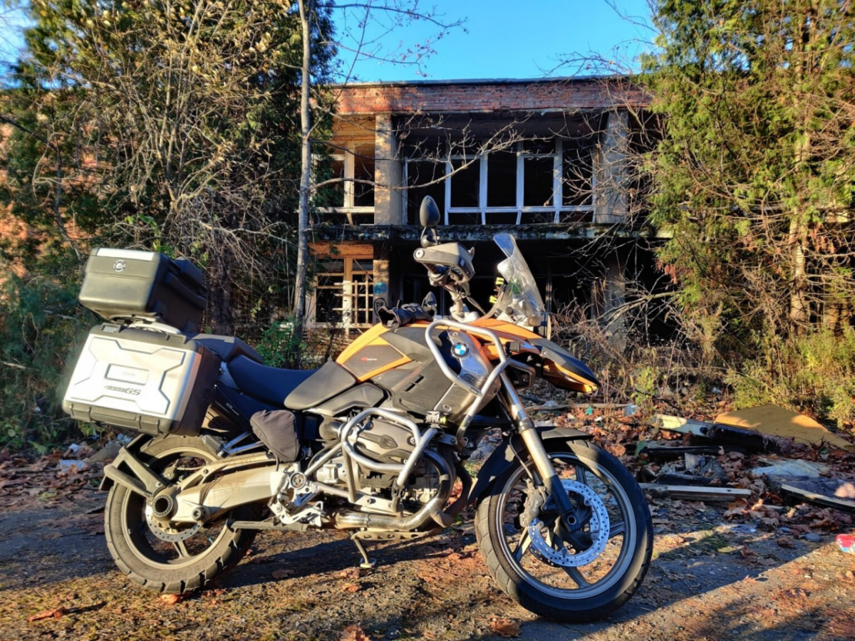 Это - BMW R1200GS, мой бывший мотоцикл