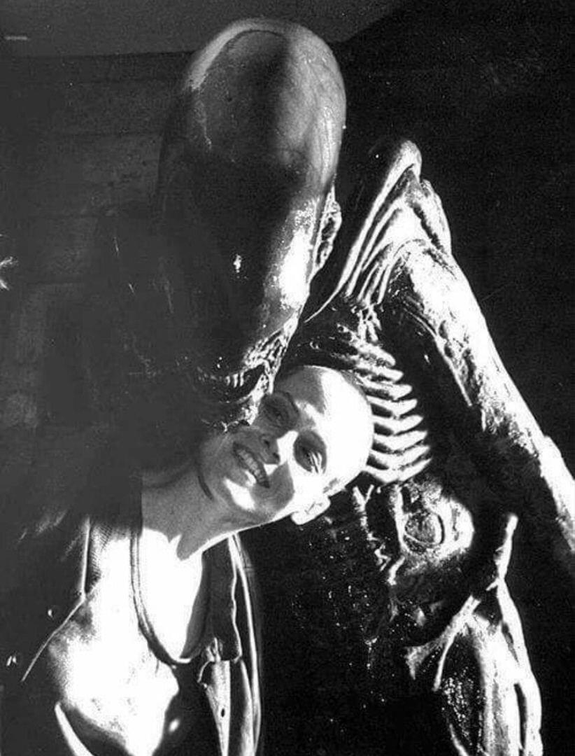 Сигурни Уивер на съёмках фильма "Чужой 3", 1992 год.