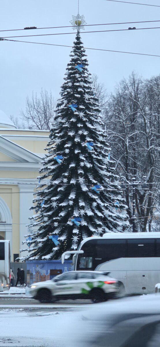 Огоньки уже выключены :(