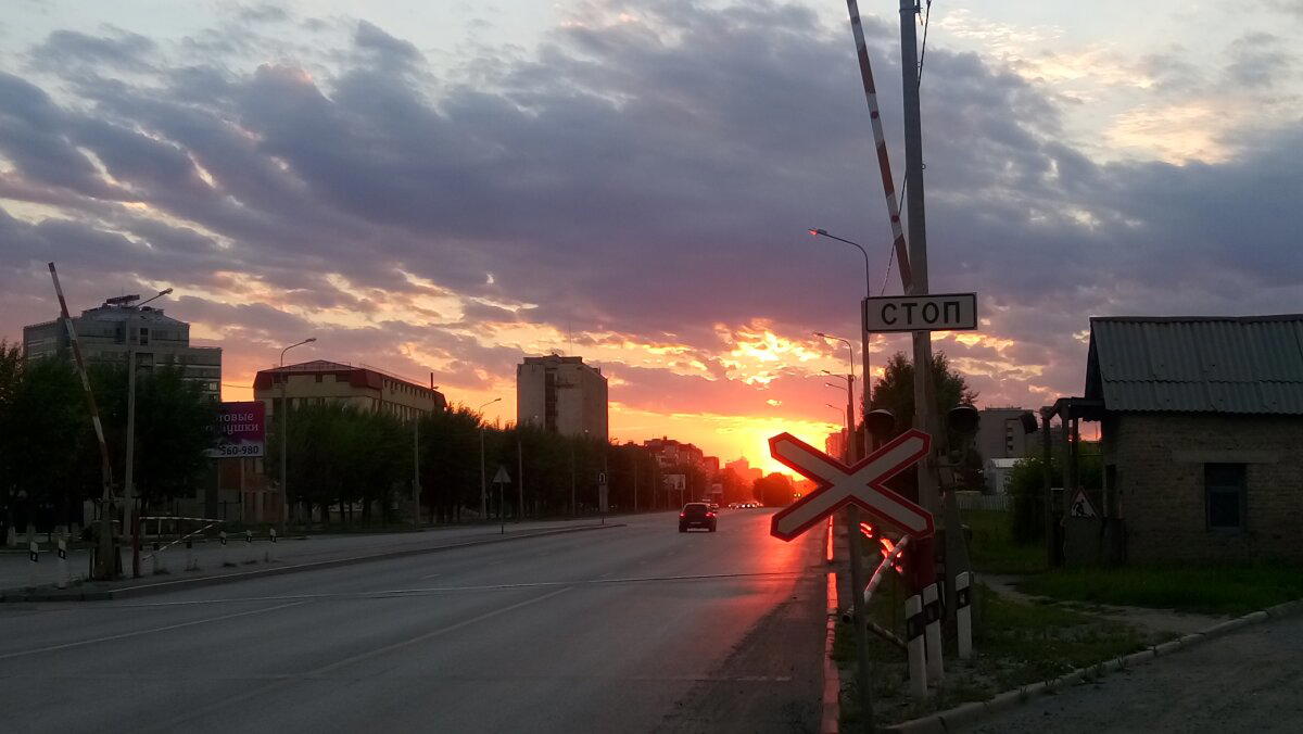 Люблю я закаты, рассветы, да и вообще всё что вижу в небе