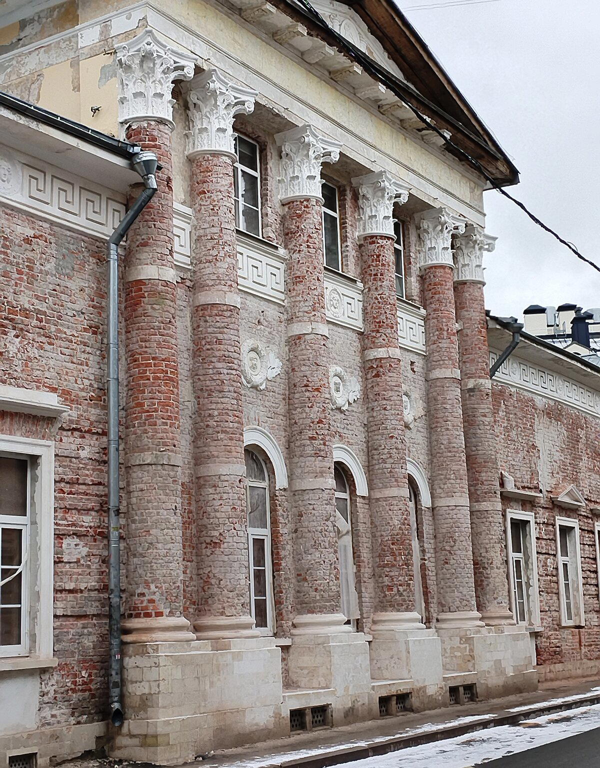 Стильненько. Но опасно для кладки - может разрушиться<br>