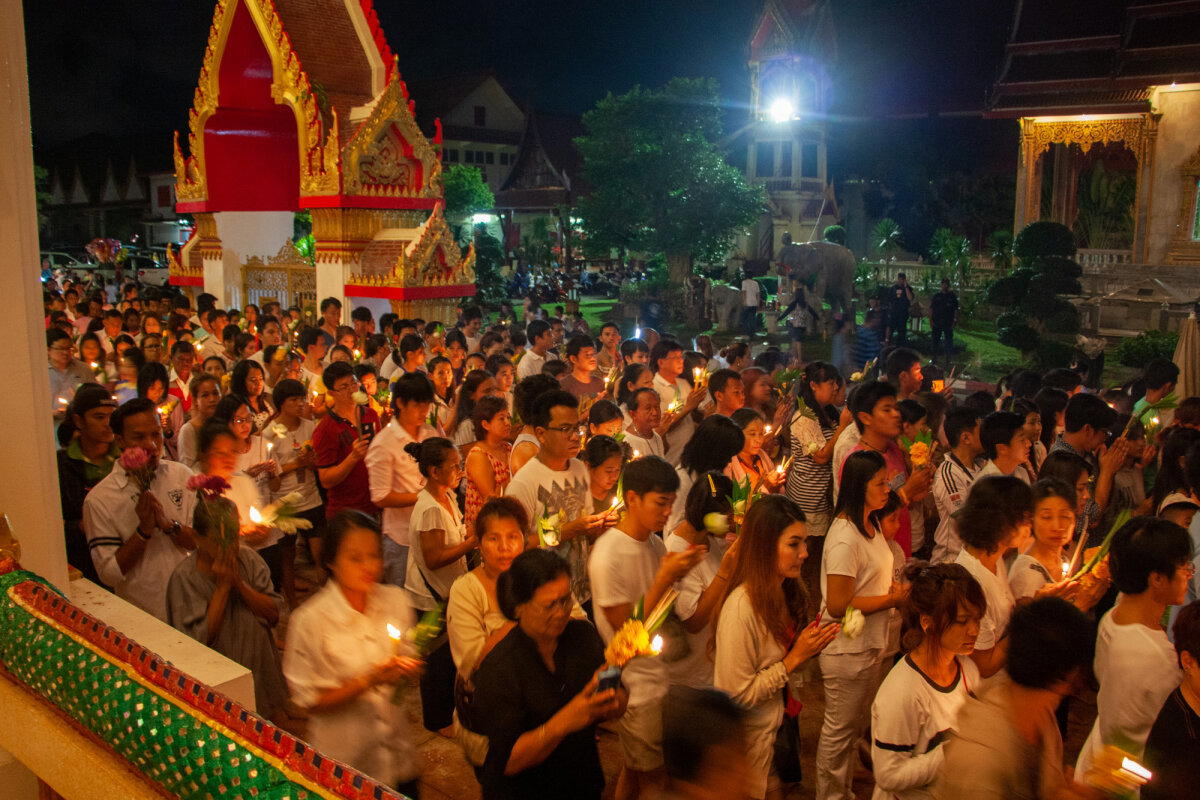 Visakha Bucha в Таиланде