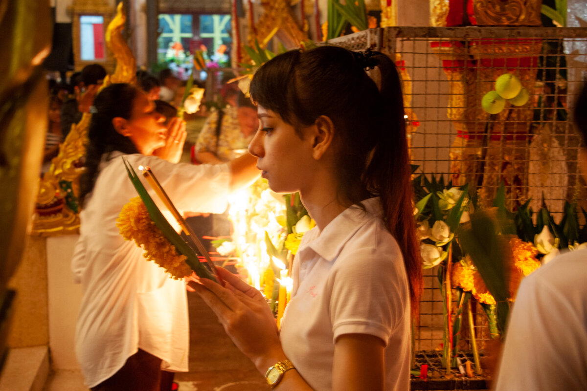 Visakha Bucha в Таиланде