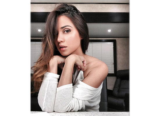 Саммер Бишил (Summer Bishil)