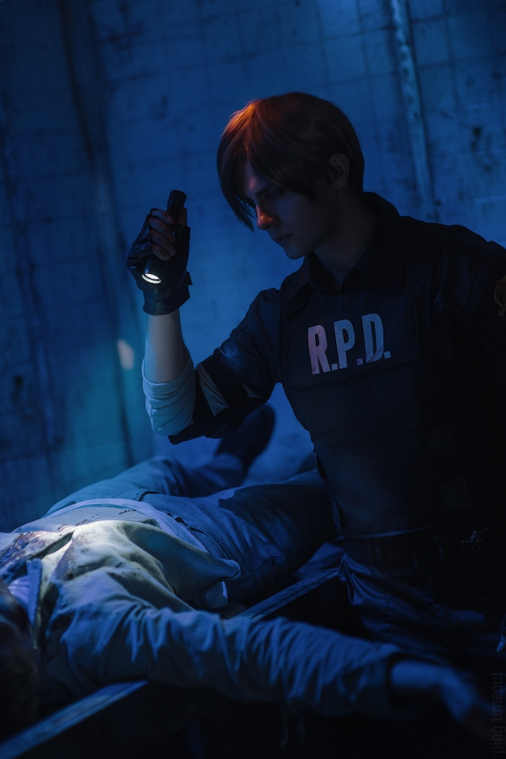 Косплей на Леона Кеннеди из Resident Evil