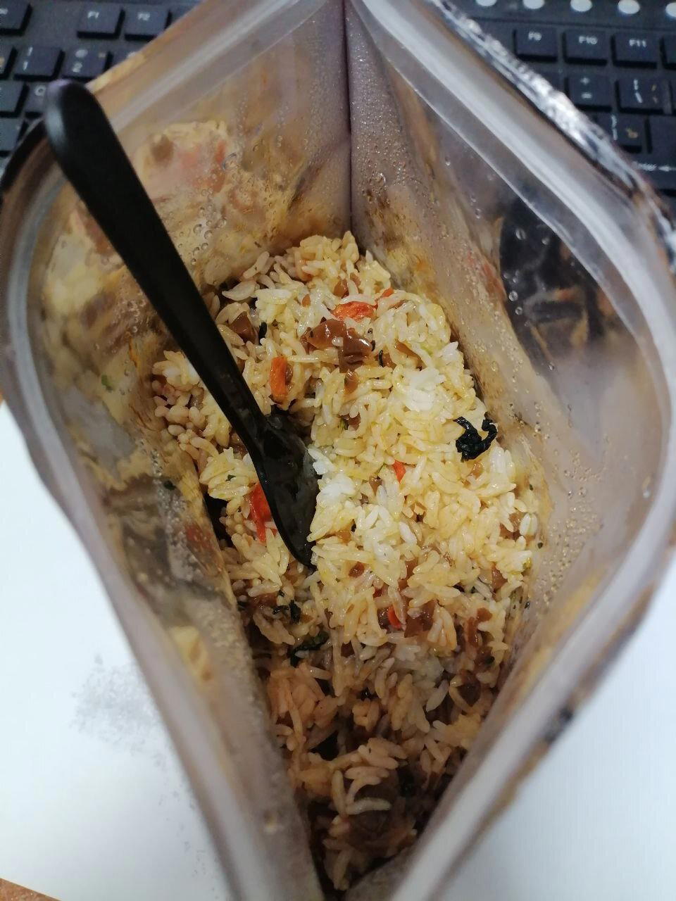 Обзор китайского риса быстрого приготовления со вкусом мяса в тайваньском соусе KOUDA MIFAN