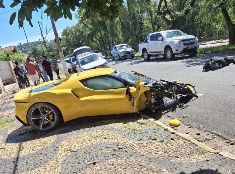 Дай дураку Ferrari 296 GTB..