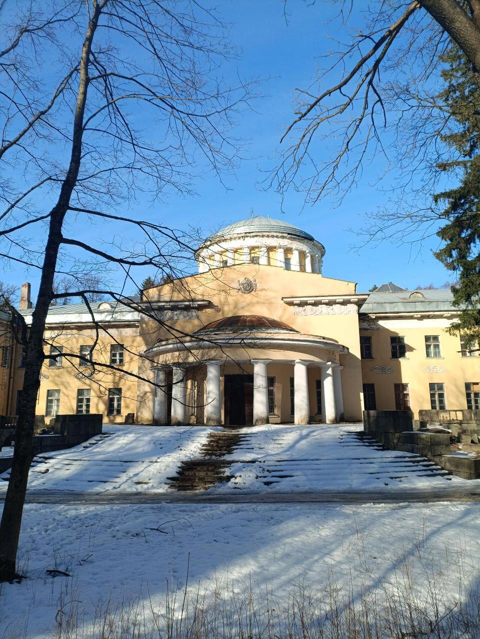 Проход к весне. Фото.
