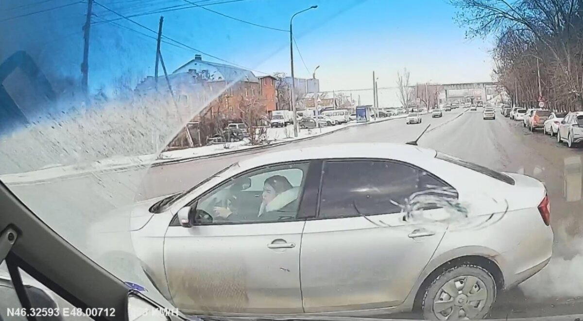Девачка из Астрахани