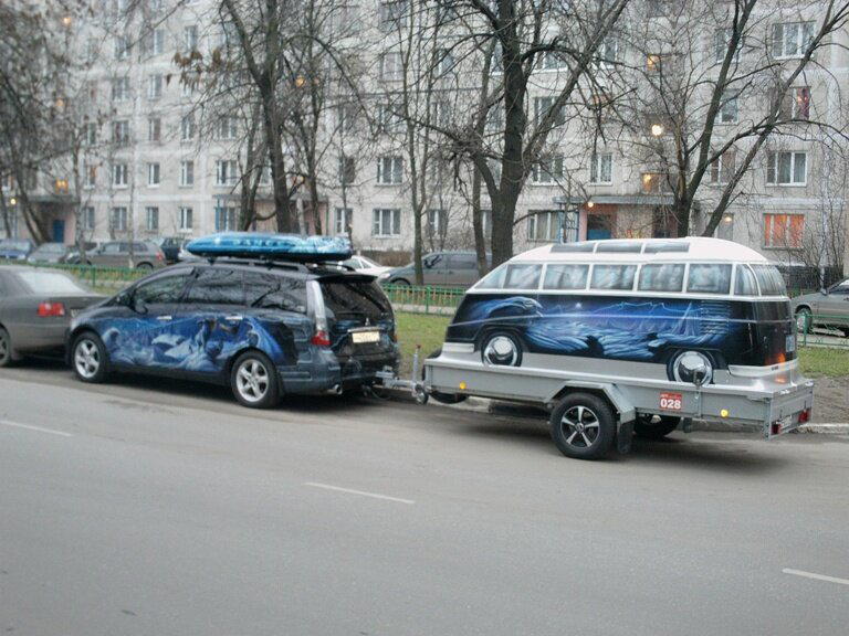Прицеп, стилизованный под ранний Фольксваген Транспортер Т1, мечту всех хиппи...