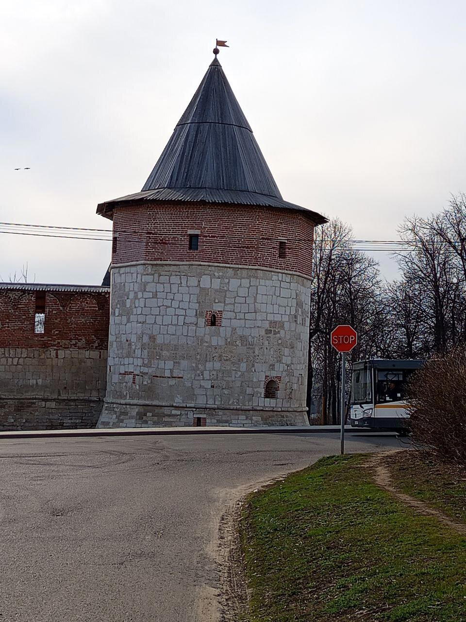 Башня Зарайского Кремля