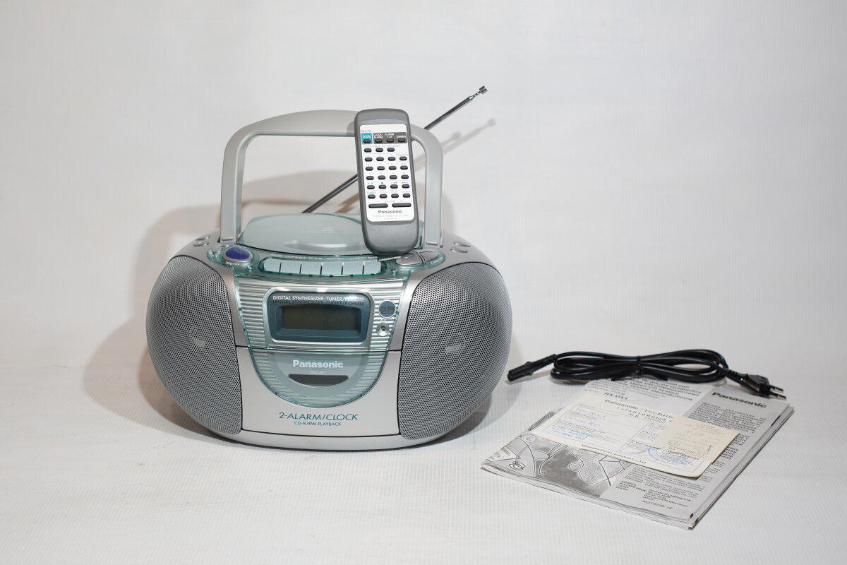 Новый бумбокс Panasonic 2004 года выпуска, купленный в 2025 году ))