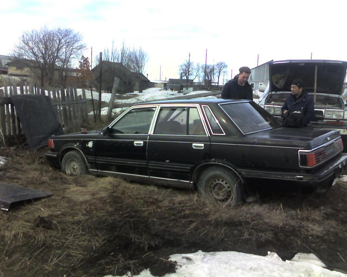 Невероятный вестерн / Покупка и доставка Nissan Cedric Y30'1984