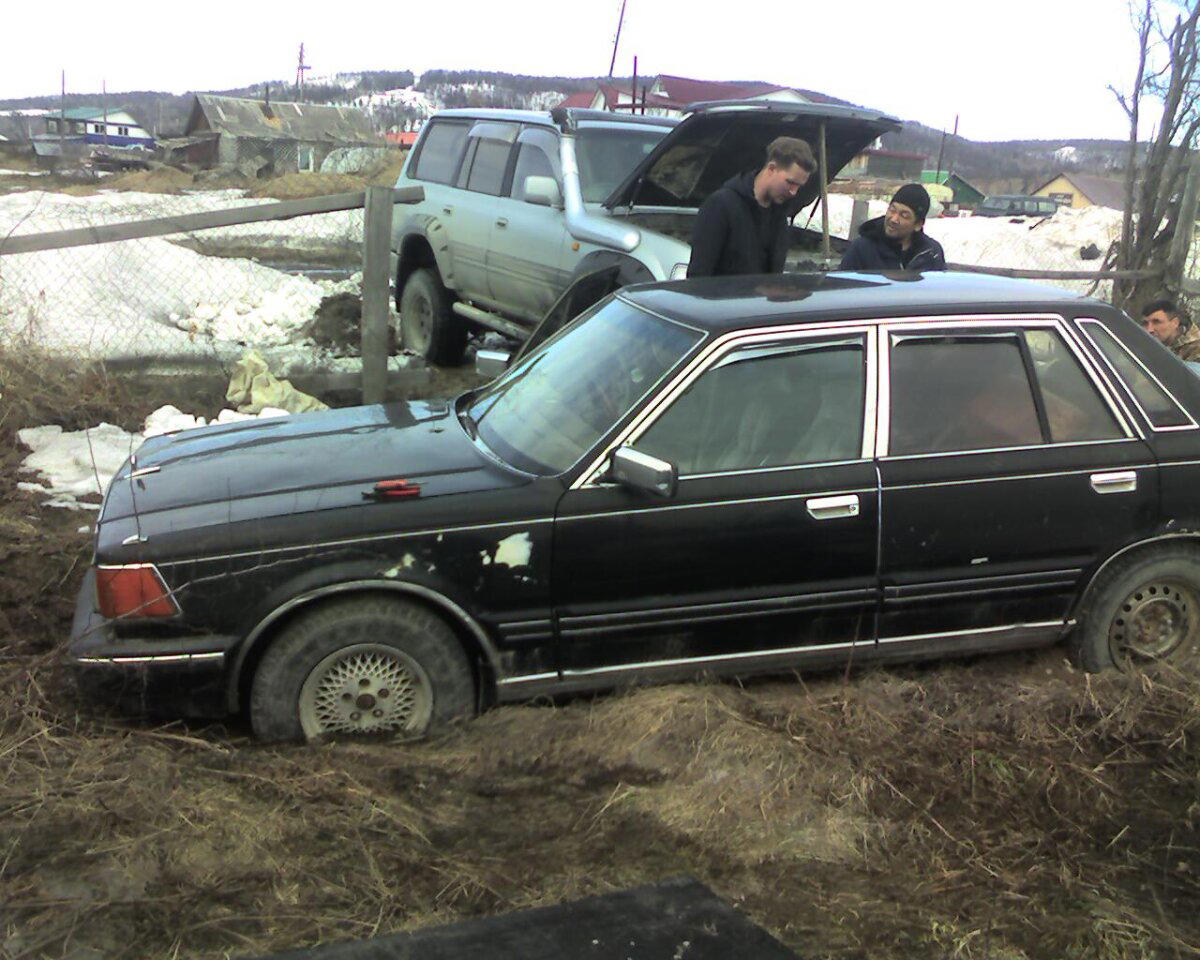 Невероятный вестерн / Покупка и доставка Nissan Cedric Y30'1984