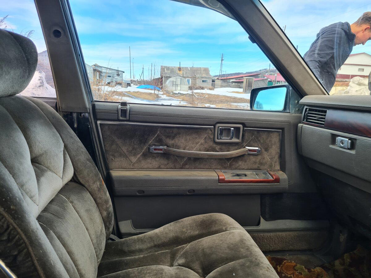 Невероятный вестерн / Покупка и доставка Nissan Cedric Y30'1984