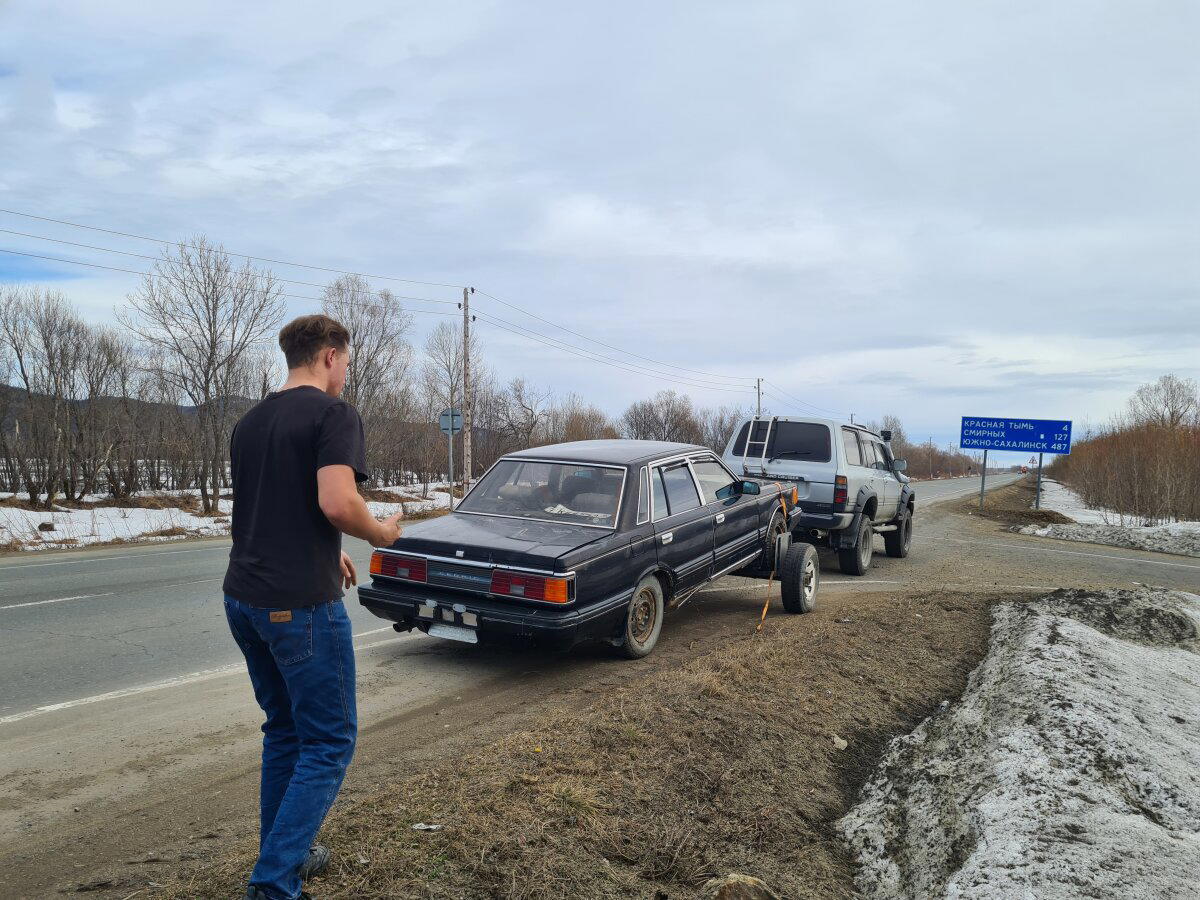Невероятный вестерн / Покупка и доставка Nissan Cedric Y30'1984