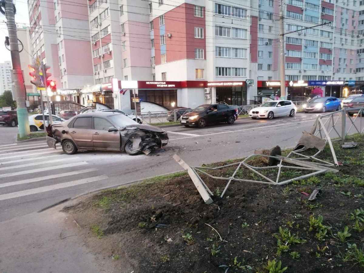 Ну какой красный, что вы?!