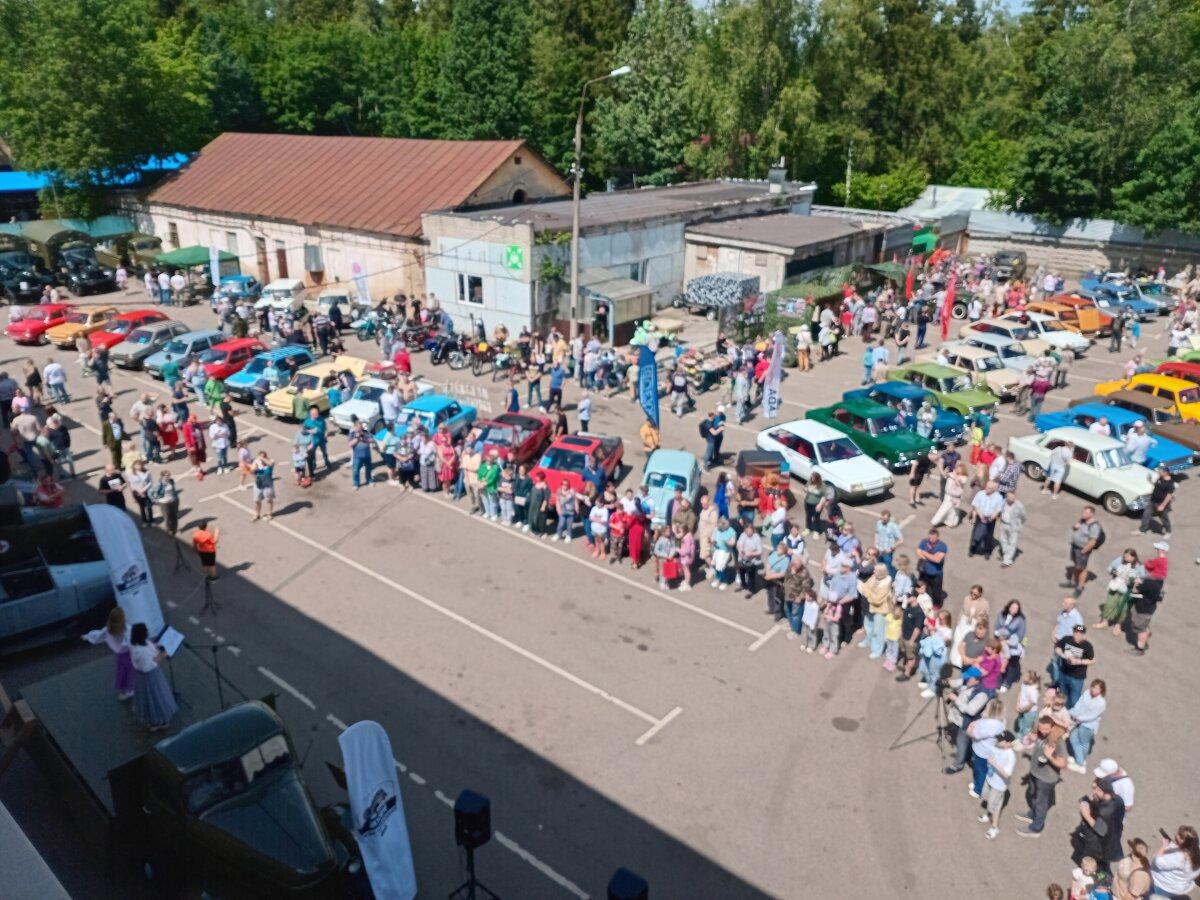 Поучаствовал в первом в этом году ретроавтофестивале....