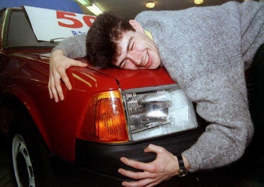 Выигравший в лотерею автомобиль «Москвич», ноябрь 1994 года