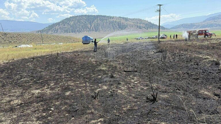 Фото : Ashcroft Fire Rescue Пожар у города Эшкрофт в канадской провинции Британская Колумбия