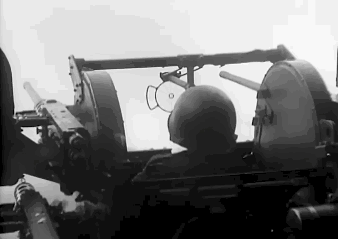 Фотографическое оружие Битвы за Британию: история учебно-контрольной зенитной камеры