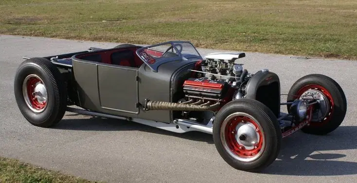 Hot Rod Ford Roadster фото с сайта: https://i.pinimg.com/736x/88/de/28/88de28bfa32a0b8e3dc2541e61377cef.jpg