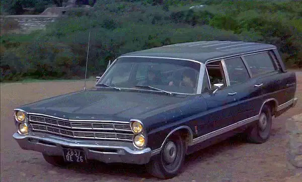 Ford Country Sedan (1978). Фото с сайта: https://www.imcdb.org/i700408.jpg