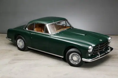 Edwards America Sports Coupe (1954). Фото с сайта: https://automotive-heritage.com/upload/edwards_america_sports_coupe_10.jpg