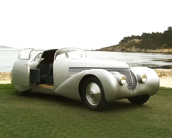 Hispano-Suiza H6C Saoutchik Coupé (1938), Фото с сайта: https://i.pinimg.com/736x/6d/c9/5e/6dc95ef1b0d5e3c26d3574b784d32fd0.jpg