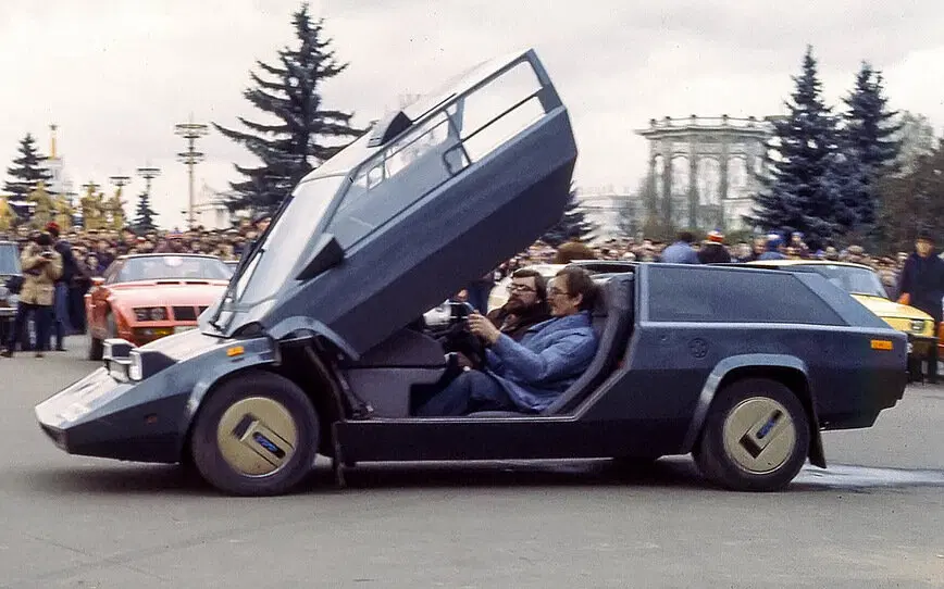 Панголина (1980) Фото с сайта: https://avatars.dzeninfra.ru/get-zen_doc/168601/pub_5aae9656168a912bf60d264d_5aae967755876b7469c2b531/scale_1200