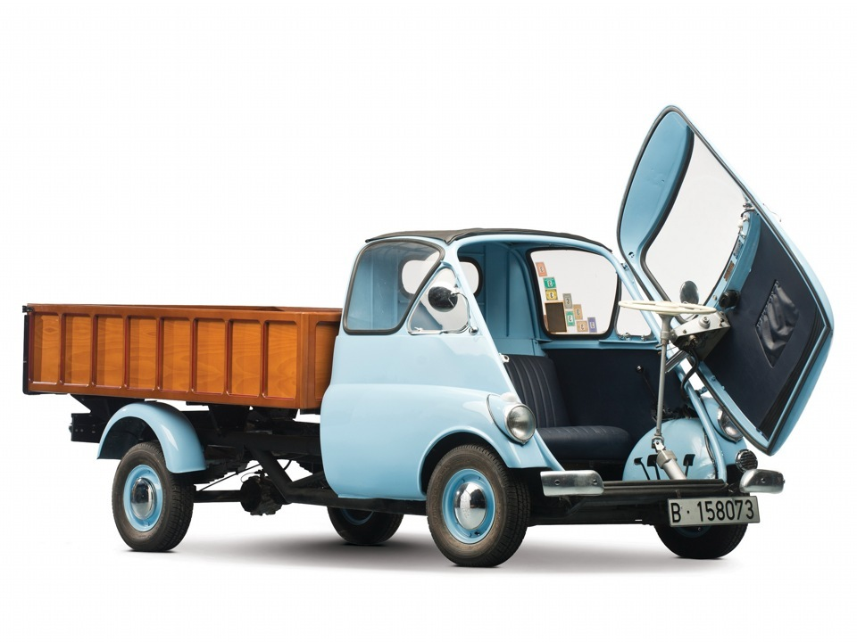 Iso Isocarro 500 (1954) Фото с сайта: https://a.d-cd.net/4da7dc8s-960.jpg