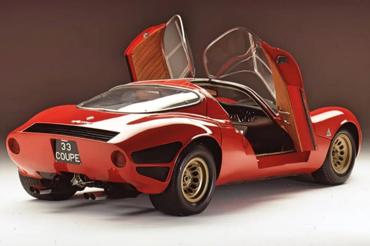 Alfa Romeo 33 Stradale (1967-1969) Фото с сайта: https://cdn5.vedomosti.ru/image/2018/7i/1drrdp/original-1si5.png