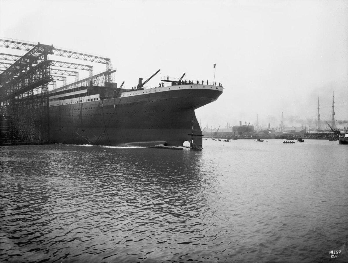 Спуск на воду Титаника, 1911 год