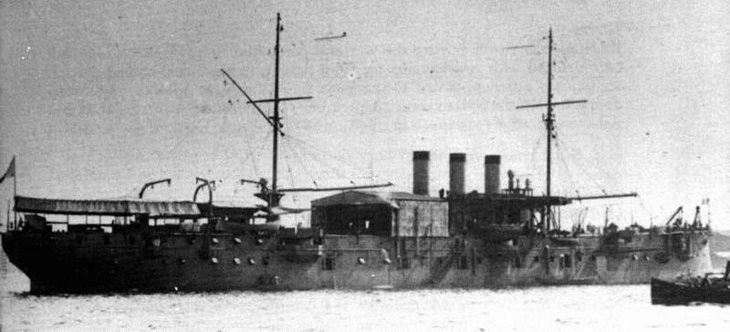 Первый в мире «настоящий» гидроавианосец — французский «Ла Фудр», 1912