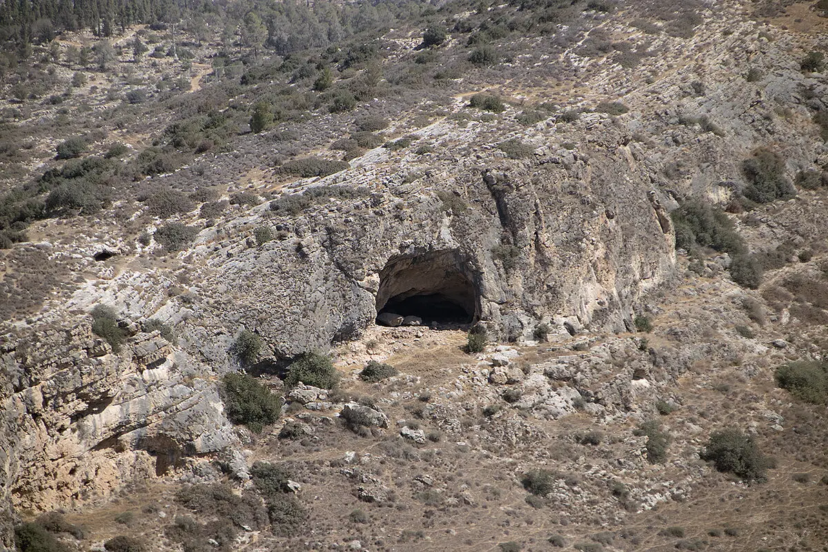 Галопом по ЕВРОпам. В пещере у гномов.