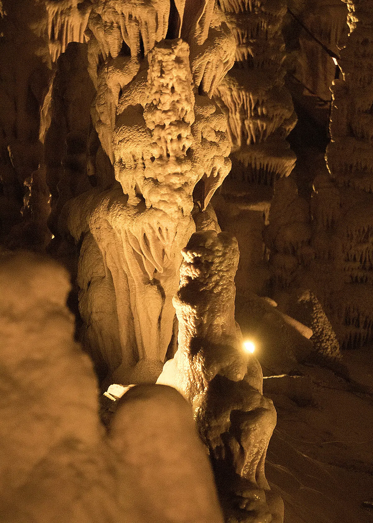 Галопом по ЕВРОпам. В пещере у гномов.
