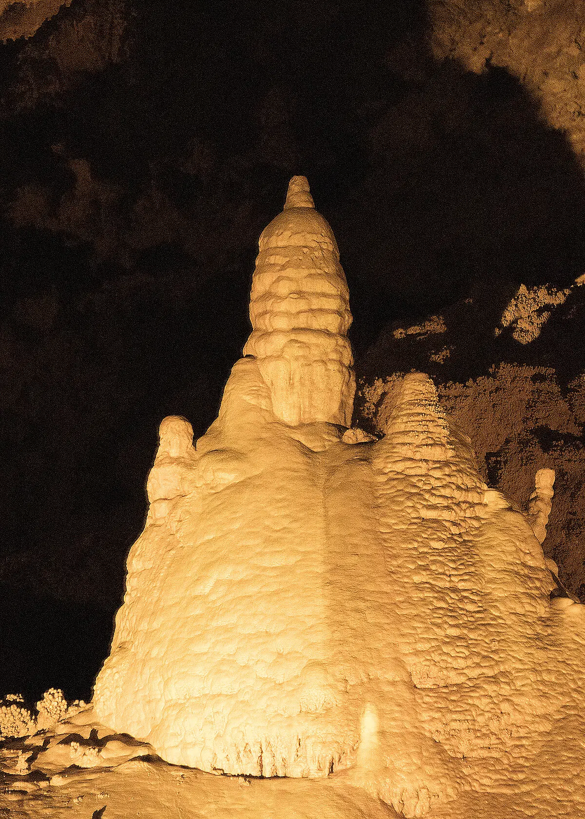 Галопом по ЕВРОпам. В пещере у гномов.