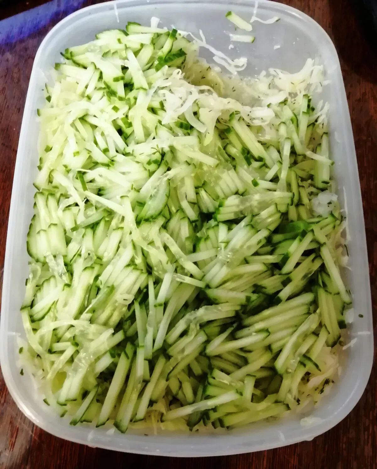 Проверенные рецепты. Капустный салат мятый с сахаром.