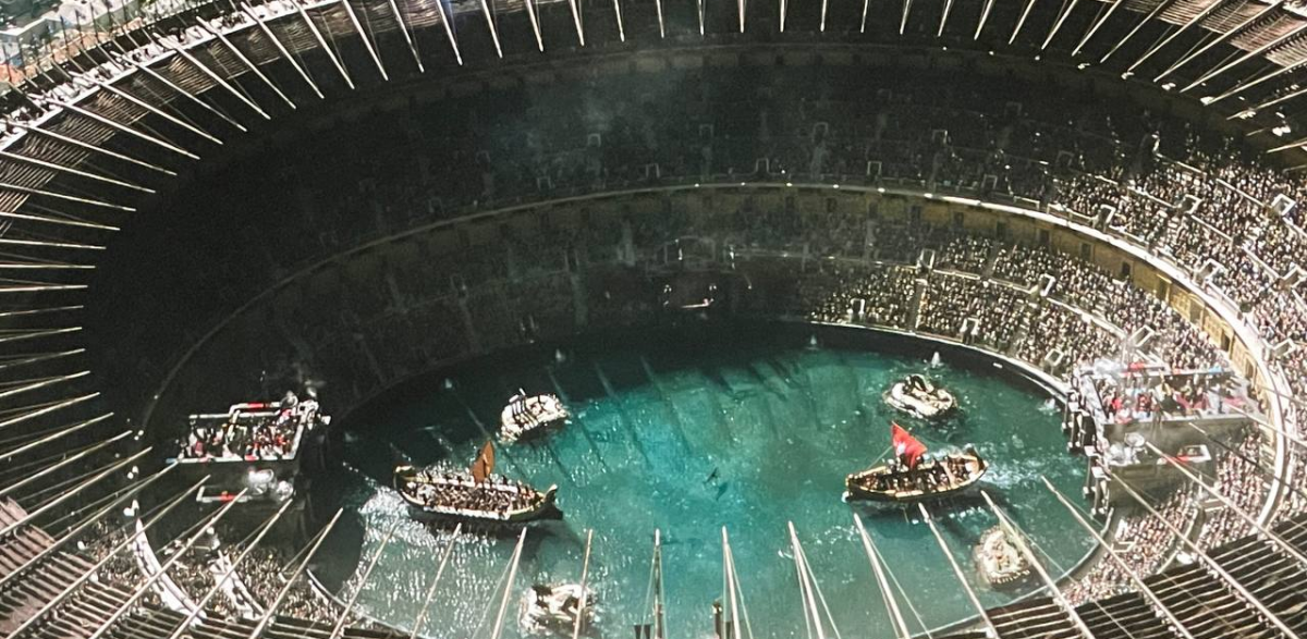 И даже современный кинематограф не брезгует.