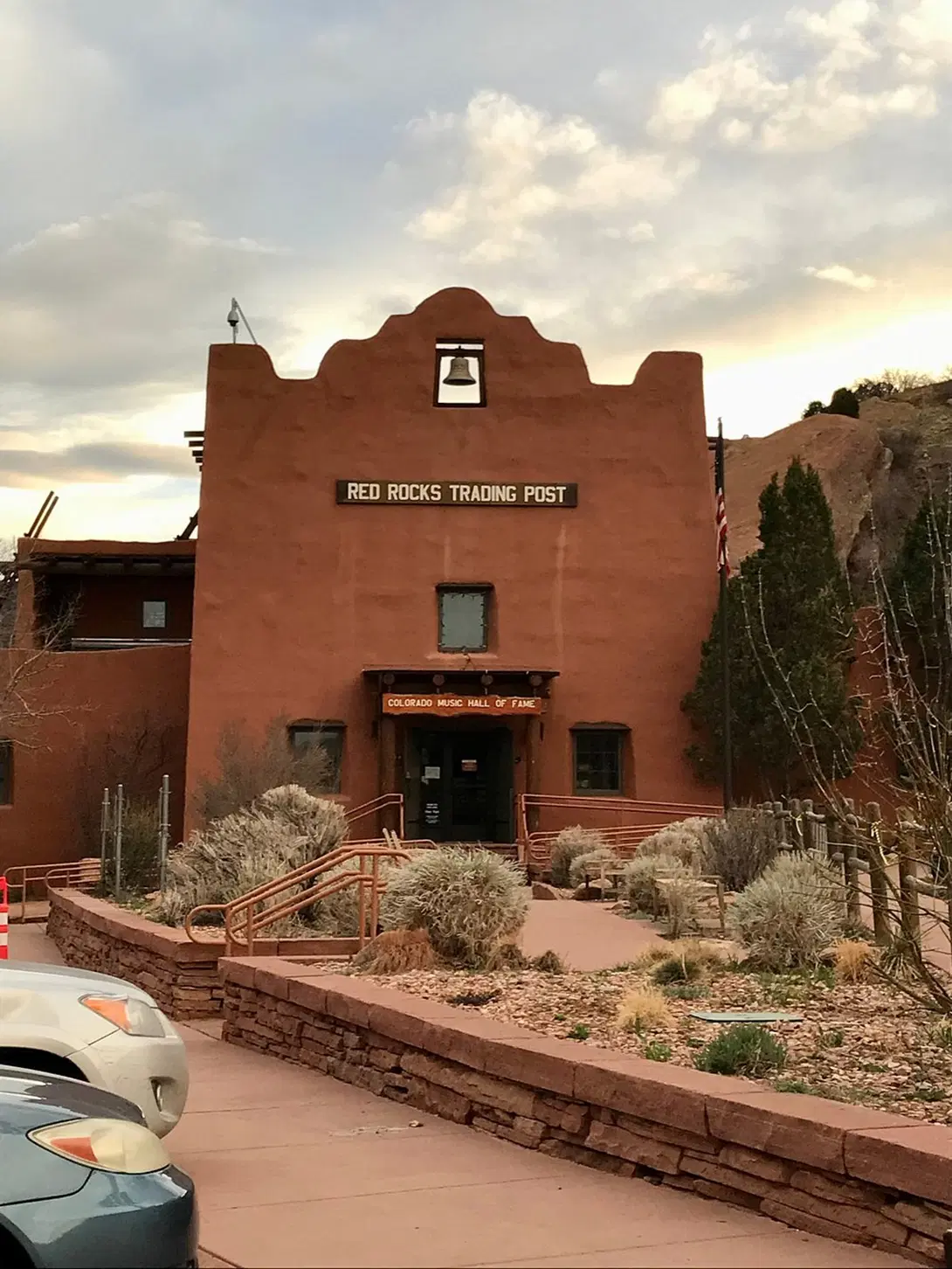 Red Rocks Park & Amphitheatre. «Красные Скалы» парк и амфитеатр.