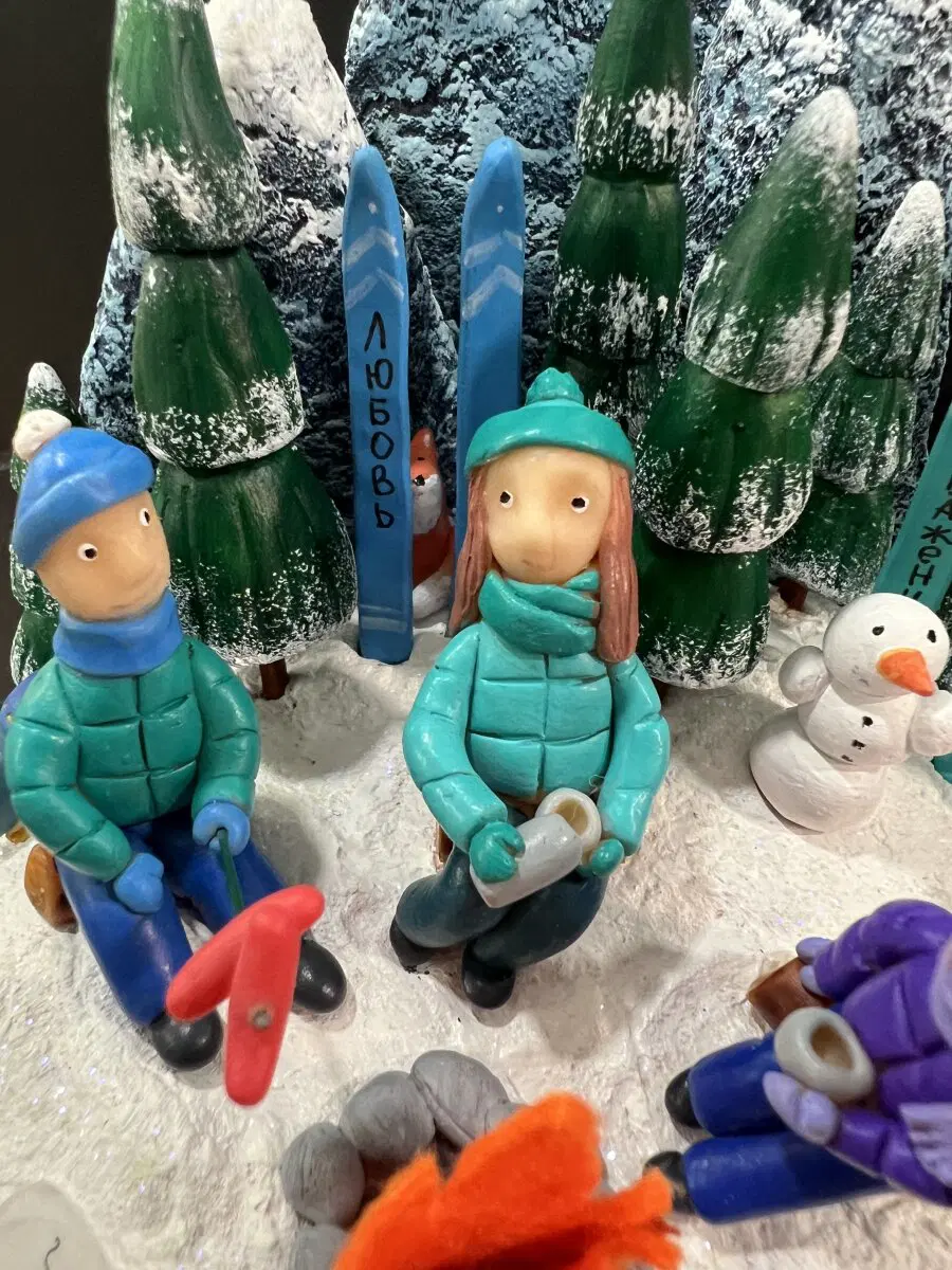 Не обошлось без лисы в кустах)