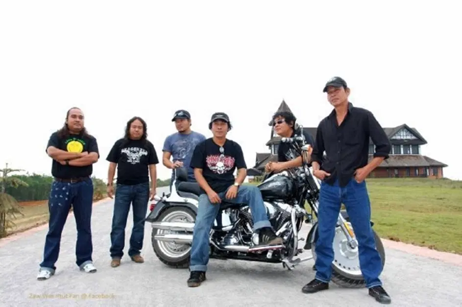 Мьянманские роцкеры