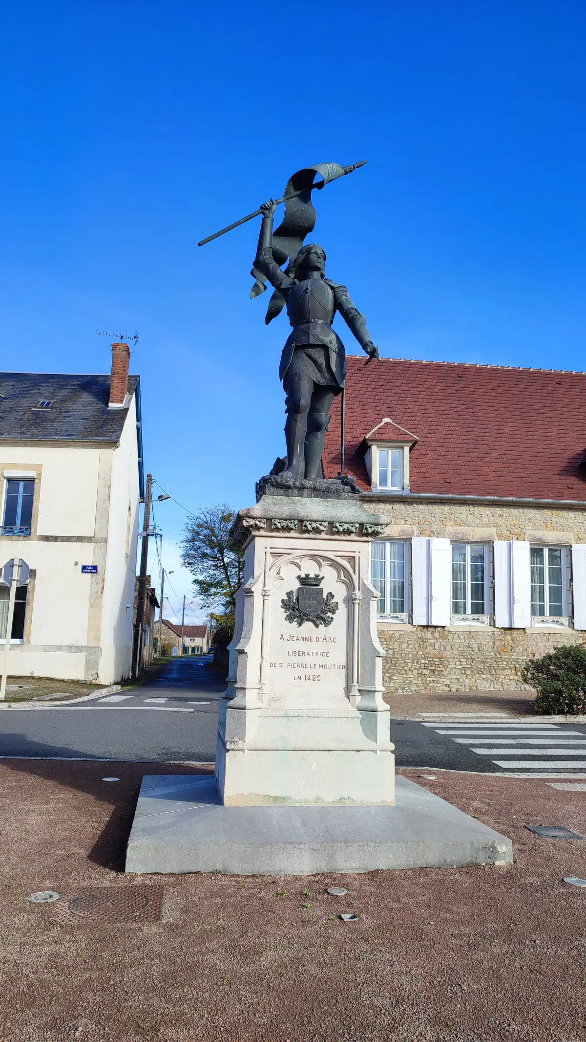 Памятник Жанне д'арк