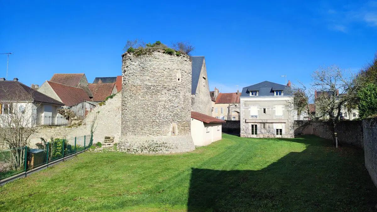 Тут была крепость