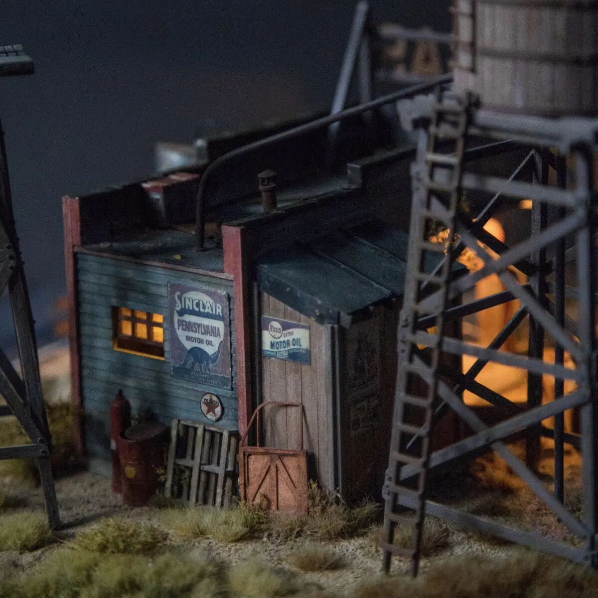 Диорама заброшенной Американской Автозаправки